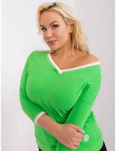 Fashionhunters Světle zelená, obyčejná bavlněná halenka větší velikosti
