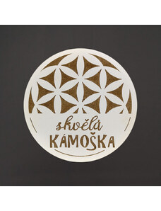 AMADEA Dřevěný podtácek kulatý text "skvělá kámoška", průměr 10,5 cm, český výrobek