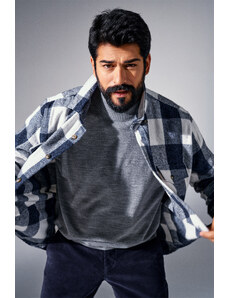 ALTINYILDIZ CLASSICS Men's Gray Melange Anti-Pilling, Anti-Pilling Feature Standard Fit Full Turtleneck Knitwear Sweater.