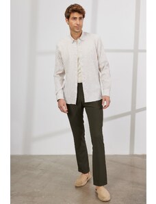 ALTINYILDIZ CLASSICS Men's White Beige Slim Fit Slim Fit Hidden Button Collar Cotton Striped Shirt.