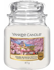 Yankee Candle vonná svíčka Classic ve skle střední Sakura Blossom Festival