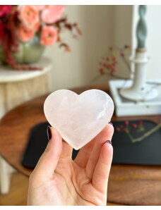 Gaia Crystal Kamenné srdce růženín broušený 123g
