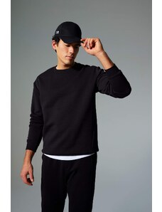 DEFACTO Standard Fit Long Sleeve Sweatshirt