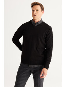 AC&Co / Altınyıldız Classics ALTINYILDIZ CLASSICS Men's Black Standard Fit Normal Cut V-Neck Knitwear Sweater.