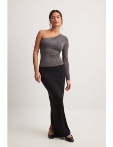 NA-KD Soft Line Fitted Maxi Skirt