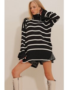 Trend Alaçatı Stili Women's Black Striped Turtleneck Side Slit Oversize Sweater