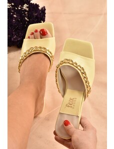 Fox Shoes Yellow Chain Detailed Women's Short Heeled Slippers