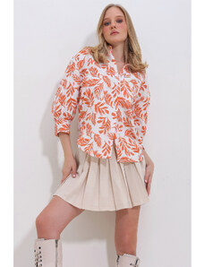 Trend Alaçatı Stili Women's Orange Leaf Patterned Balloon Sleeve Linen Shirt with Hidden Pop Up