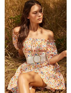 Trendyol Vícebarevný pas otevřený Mini tkaný lemovaný volánkový květinový vzor tkané šaty