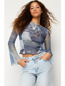 Trendyol Blue Special Textured Fitted Crop Mesh Sleeve Detailed Stretchy Knitted Blouse