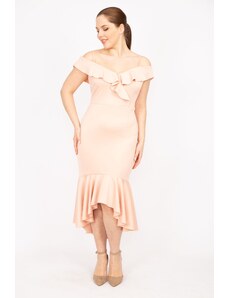 Şans Women's Salmon Plus Size Strapless Dress with a flounced collar and skirt