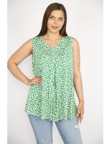 Şans Women's Green Plus Size V-Neck Front A Pleat Floral Patterned Blouse