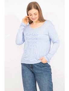 Şans Women's Baby Blue Plus Size Crewneck Collar Front Printed Blouse