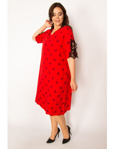Şans Women's Plus Size Red Woven Viscose Fabric V Neck Lace Detailed Dress