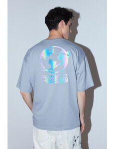 Trendyol Gray Oversize/Wide Cut 100% Cotton Back Galaxy Hologram Printed T-shirt