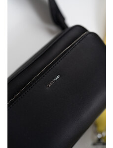 Calvin Klein crossbody camera bag kabelka - černá