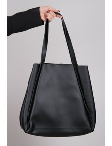 LuviShoes Klos Black Women's Shoulder Bag