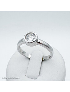 Stříbrný prsten se solitérním zirkonem 7,6mm 65