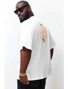 Trendyol Plus Size Ecru Oversize/Wide-Fit 100% Cotton Mystic Printed Comfort T-Shirt