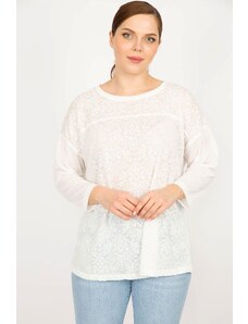 Şans Women's Plus Size Bone Front Patterned Flocked Fabric Capri Sleeve Tunic