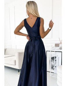 numoco CINDY - Tmavě modré dlouhé dámské saténové šaty s výstřihem a mašlí 508-1