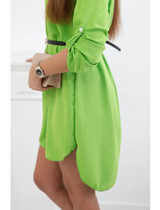 K-Fashion Šaty s delšími zády a pásem jasně zelená