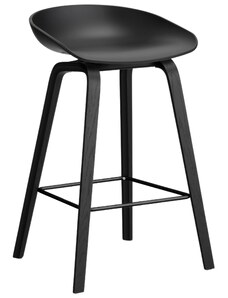 Černá plastová barová židle HAY AAS 32 s dubovou podnoží 65 cm