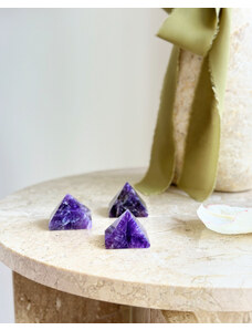 Gaia Crystal Ametystová pyramida broušená 3cm