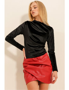 Trend Alaçatı Stili Women's Black High Collar Draped Velvet Blouse