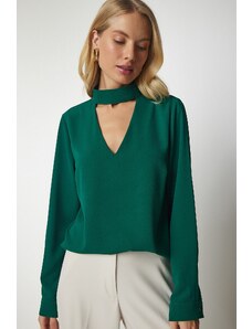 Happiness İstanbul Women's Emerald Green Window Detailed Decollete Crepe Blouse