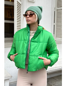 Trend Alaçatı Stili Dámské světle zelené Vysoký Výstřih Dvojitý Kapsový Elastický Pas Puffer Puffer Coat