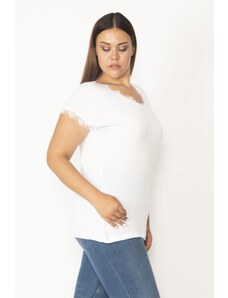 Şans Women's White Plus Size Cotton Fabric V-Neck Lace Detail Low Sleeve Blouse