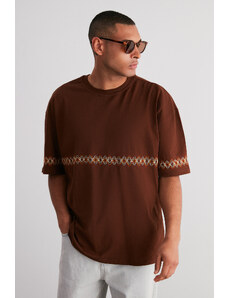 Trendyol Brown Oversize/Wide-Fit Embroidered 100% Cotton T-Shirt