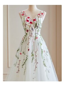 Donna Bridal květované vyšívané šaty s vlečkou