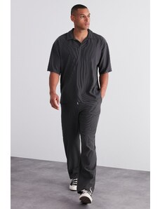 Trendyol Limited Edition Smoked Oversize Anti-Wrinkle Ottoman Seamless Polo Neck T-Shirt