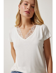 Happiness İstanbul Women's Ecru Lace Detailed Viscose Blouse
