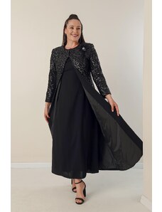 By Saygı Saygı Dlouhé krepové šaty s půlměsícovými rukávy. 2dílný oblek nadýchané velikosti s nadýchaným kaftanem lemovaným rukávy a přední částí.