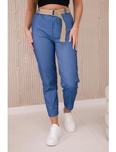 MladaModa Kalhoty se širokým páskem model 2429 barva džínová
