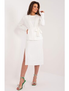 MladaModa Elegantní 2-dílný komplet svetru a šatů s páskem model 54705 barva ecru