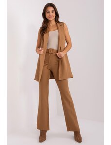 MladaModa Elegantní komplet saka a kalhot model 06913 barva camel