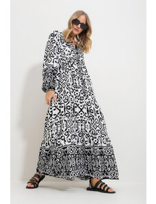 Trend Alaçatı Stili Women's Black Big Collar Shawl Patterned Maxi Length Dress