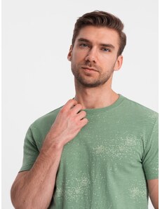 Ombre Clothing Pánské tričko s celoplošným potiskem a rozsypanými písmeny - zelené V5 OM-TSFP-0179