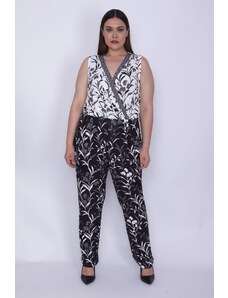 Şans Women's Plus Size Black Patterned Overalls with Wrapover Collar