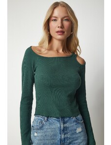 Happiness İstanbul Women's Emerald Green Cut Out Detailed Knitted Blouse