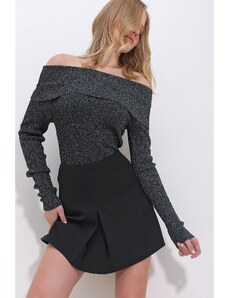 Trend Alaçatı Stili Women's Black Madonna Collar Silvery Sweater