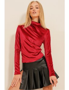 Trend Alaçatı Stili Women's Red High Collar Draped Velvet Blouse