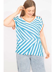 Şans Women's Turquoise Plus Size Front Striped V-Neck Blouse