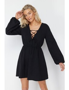 Trendyol černé mini tkané plážové šaty ze směsi lnu