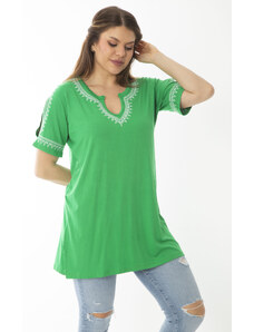 Şans Women's Plus Size Green Collar And Sleeves Embroidery Detailed Off-the-Shoulder Blouse