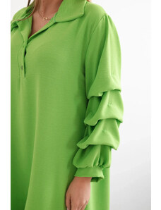 K-Fashion Oversized šaty s ozdobnými rukávy jasně zelená